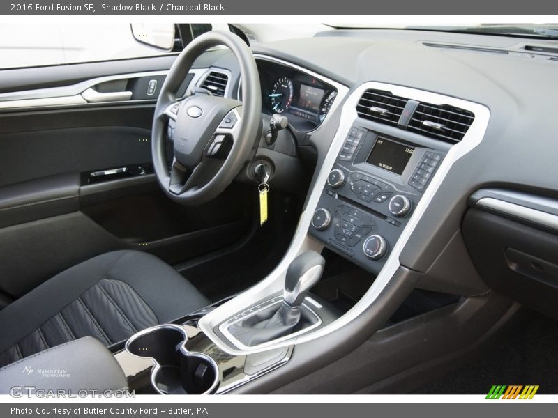 Shadow Black / Charcoal Black 2016 Ford Fusion SE