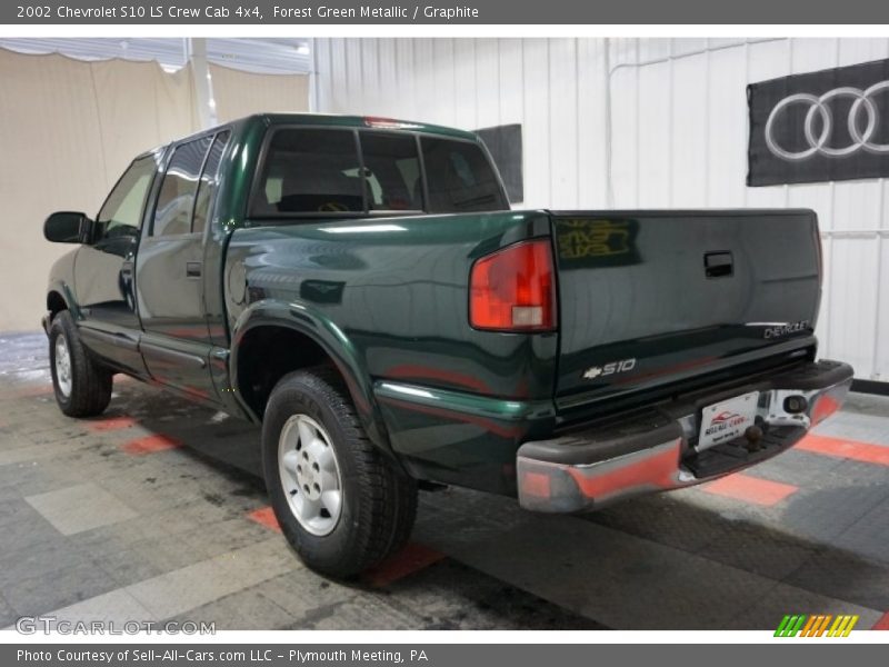 Forest Green Metallic / Graphite 2002 Chevrolet S10 LS Crew Cab 4x4
