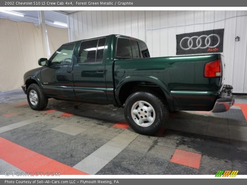 Forest Green Metallic / Graphite 2002 Chevrolet S10 LS Crew Cab 4x4