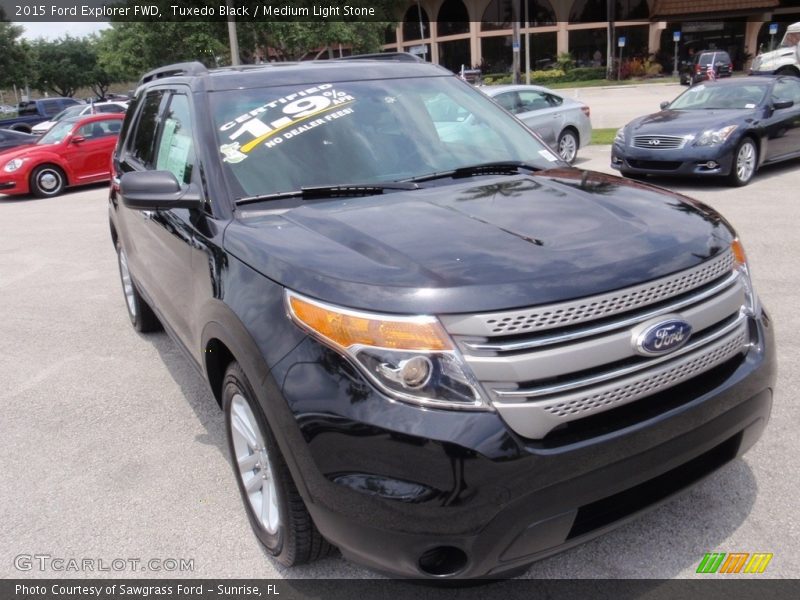 Tuxedo Black / Medium Light Stone 2015 Ford Explorer FWD