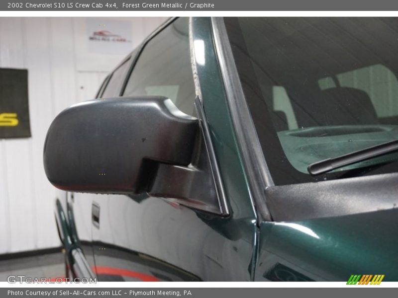 Forest Green Metallic / Graphite 2002 Chevrolet S10 LS Crew Cab 4x4