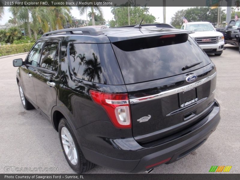 Tuxedo Black / Medium Light Stone 2015 Ford Explorer FWD