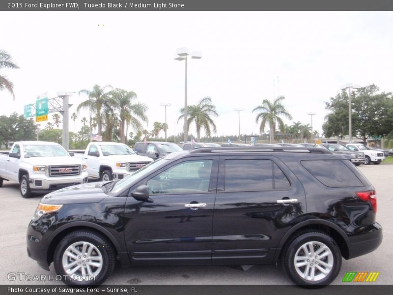 Tuxedo Black / Medium Light Stone 2015 Ford Explorer FWD