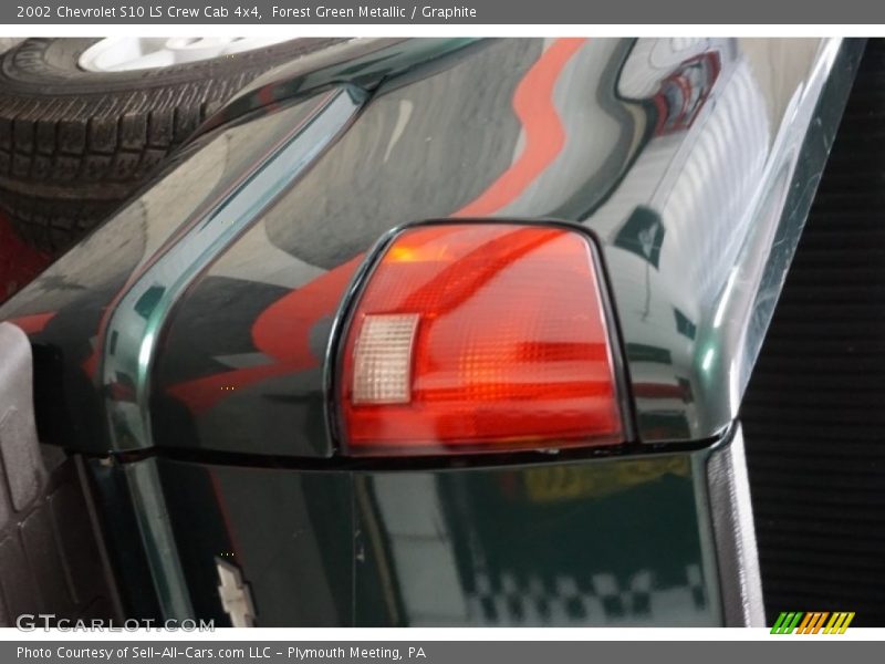 Forest Green Metallic / Graphite 2002 Chevrolet S10 LS Crew Cab 4x4