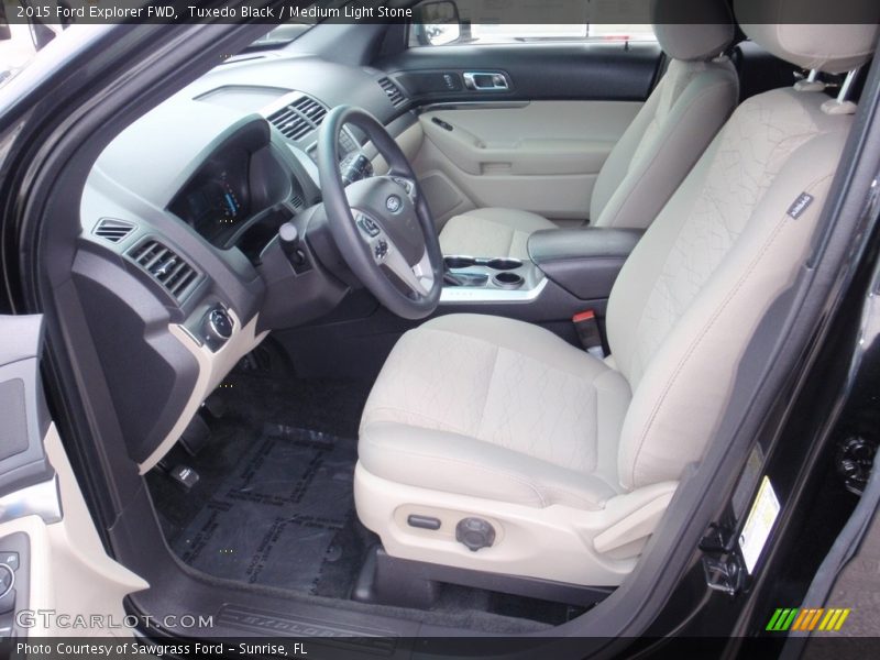 Tuxedo Black / Medium Light Stone 2015 Ford Explorer FWD