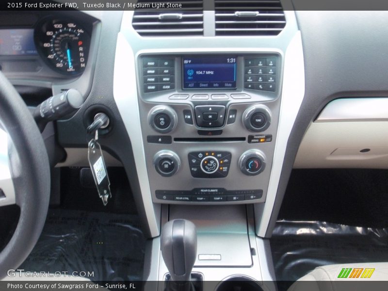 Tuxedo Black / Medium Light Stone 2015 Ford Explorer FWD
