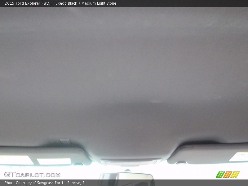 Tuxedo Black / Medium Light Stone 2015 Ford Explorer FWD