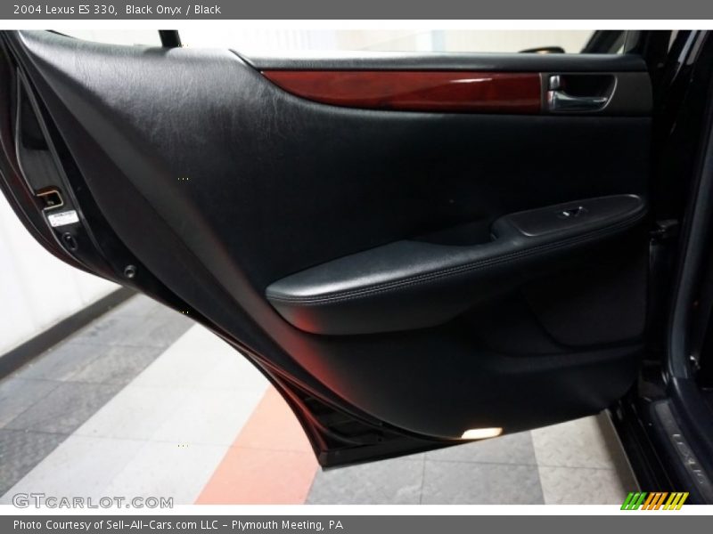 Black Onyx / Black 2004 Lexus ES 330