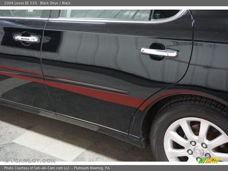 Black Onyx / Black 2004 Lexus ES 330