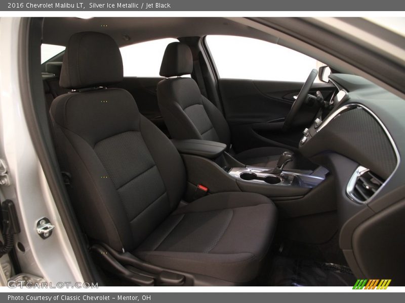 Silver Ice Metallic / Jet Black 2016 Chevrolet Malibu LT
