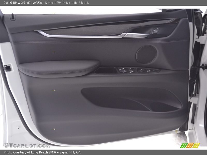 Mineral White Metallic / Black 2016 BMW X5 xDrive35d