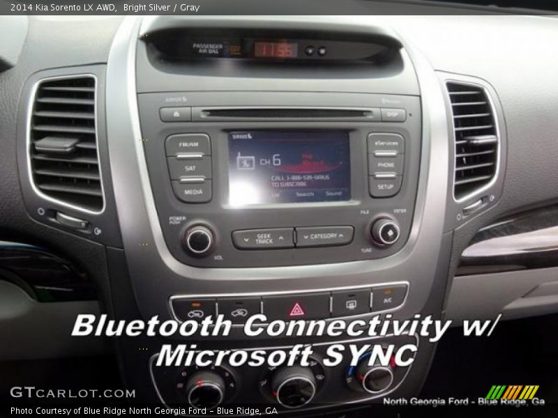 Bright Silver / Gray 2014 Kia Sorento LX AWD