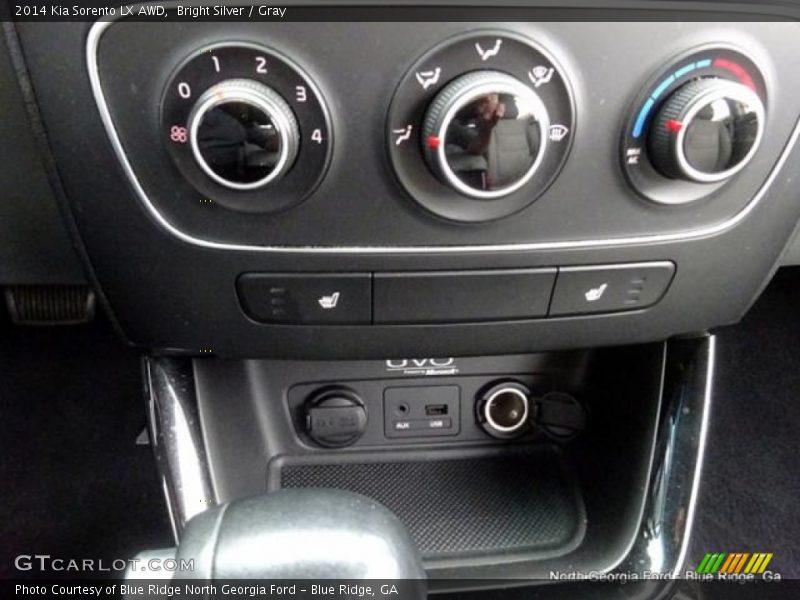 Bright Silver / Gray 2014 Kia Sorento LX AWD