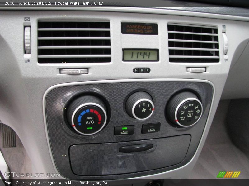 Powder White Pearl / Gray 2006 Hyundai Sonata GLS