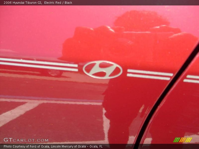 Electric Red / Black 2006 Hyundai Tiburon GS