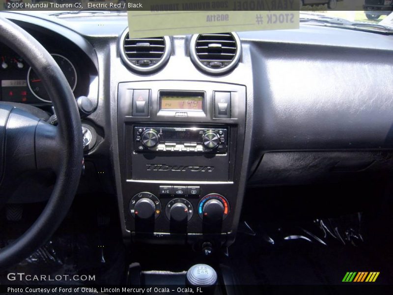 Electric Red / Black 2006 Hyundai Tiburon GS