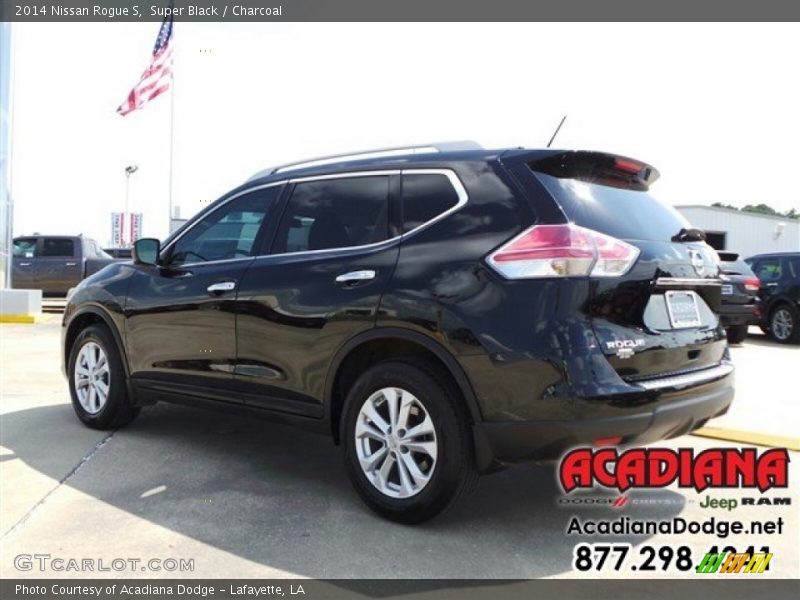 Super Black / Charcoal 2014 Nissan Rogue S