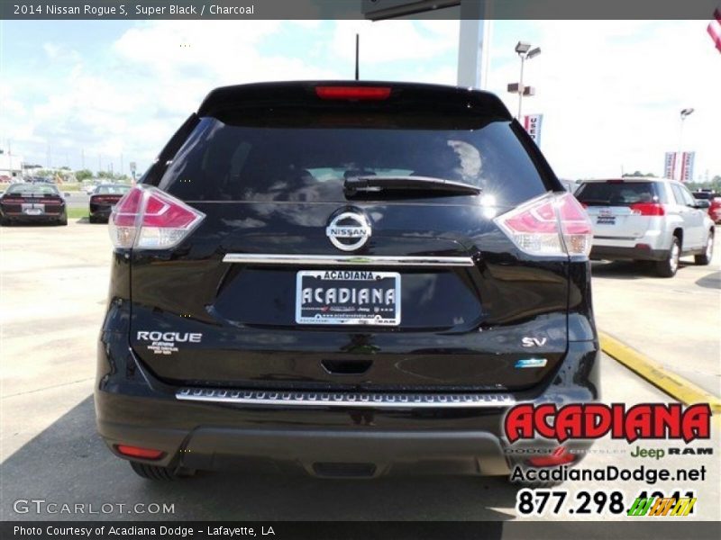 Super Black / Charcoal 2014 Nissan Rogue S