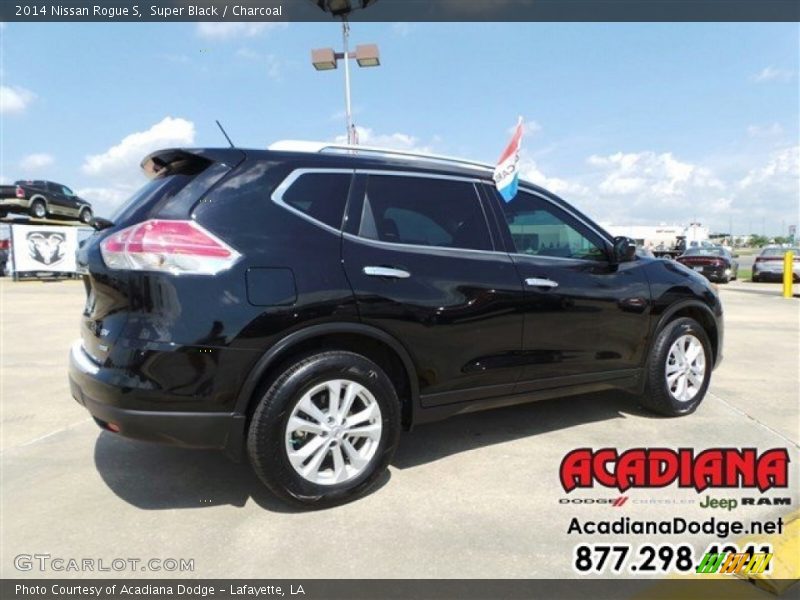 Super Black / Charcoal 2014 Nissan Rogue S