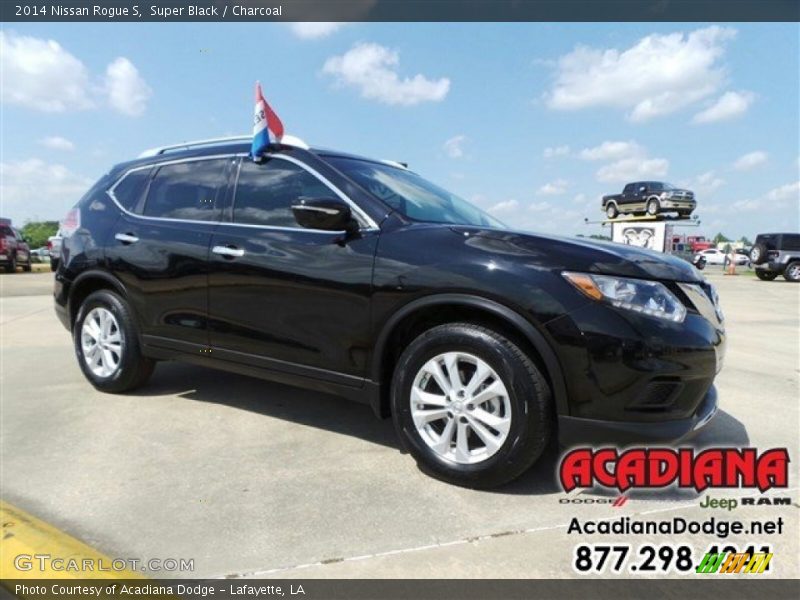 Super Black / Charcoal 2014 Nissan Rogue S