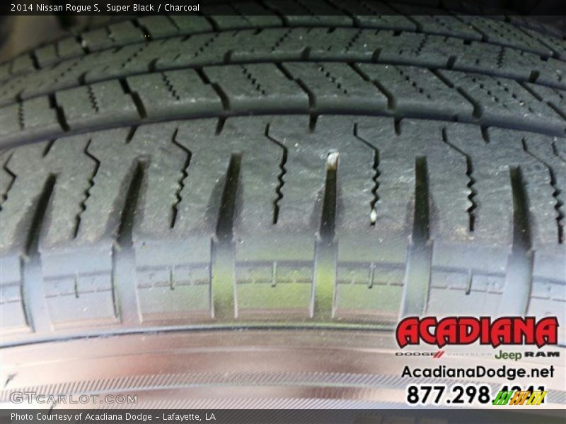 Super Black / Charcoal 2014 Nissan Rogue S