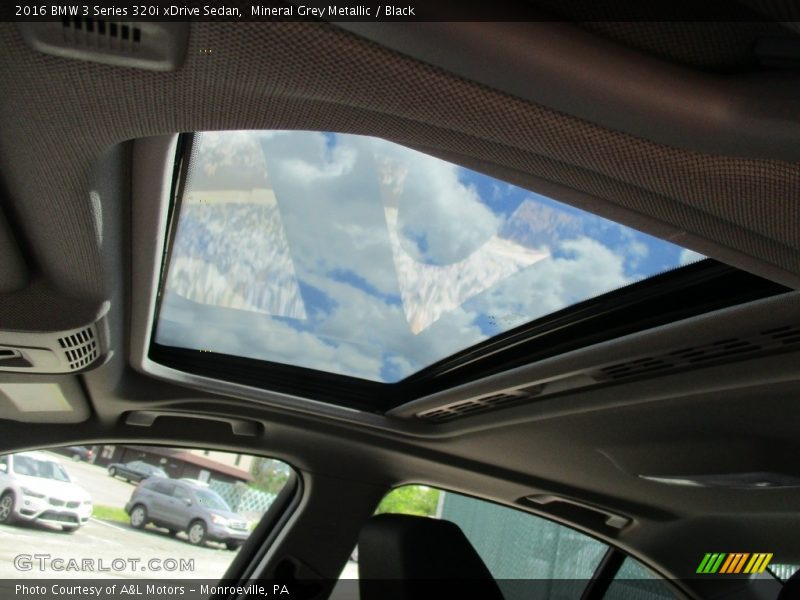 Mineral Grey Metallic / Black 2016 BMW 3 Series 320i xDrive Sedan