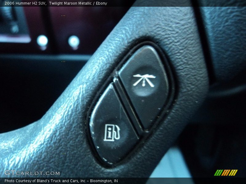 Twilight Maroon Metallic / Ebony 2006 Hummer H2 SUV