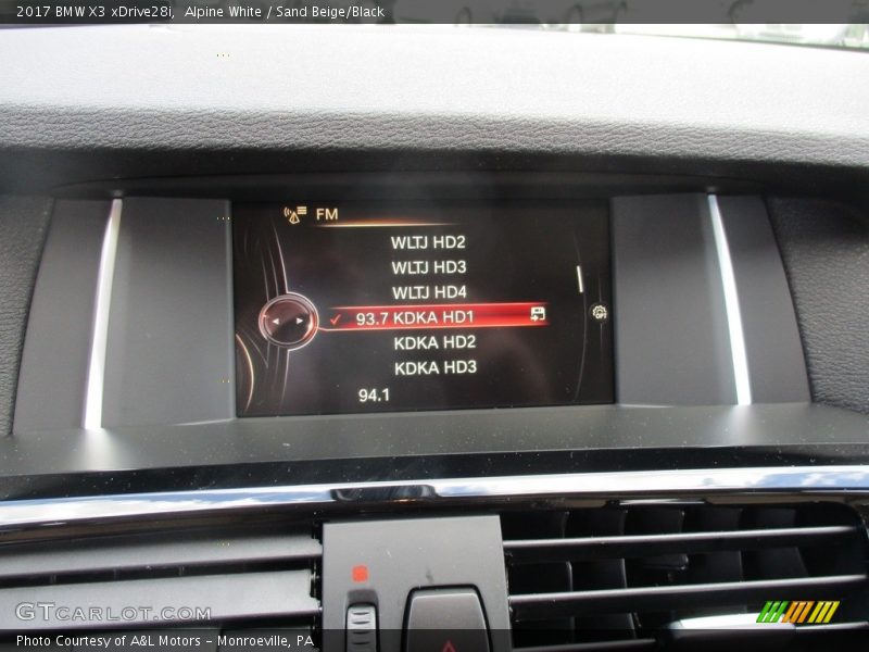 Alpine White / Sand Beige/Black 2017 BMW X3 xDrive28i