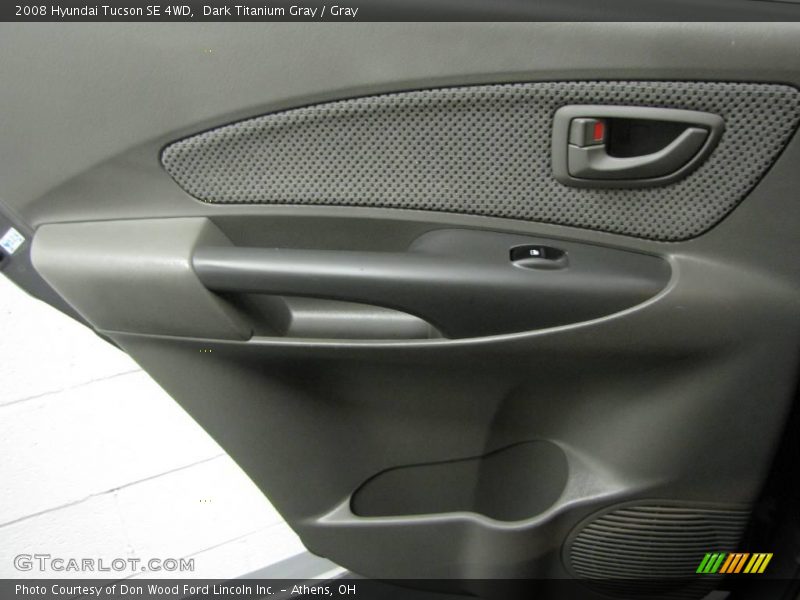 Dark Titanium Gray / Gray 2008 Hyundai Tucson SE 4WD