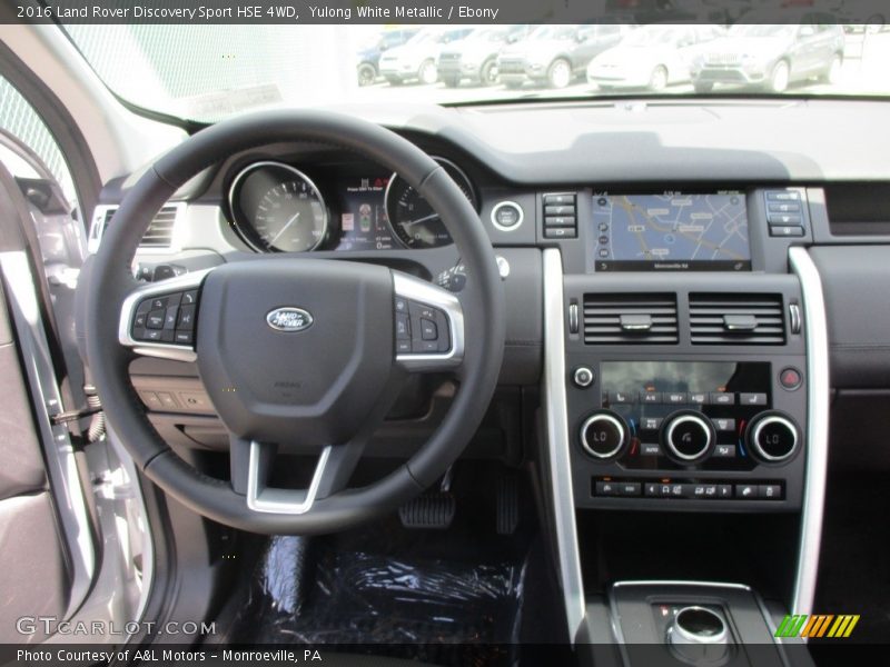 Yulong White Metallic / Ebony 2016 Land Rover Discovery Sport HSE 4WD