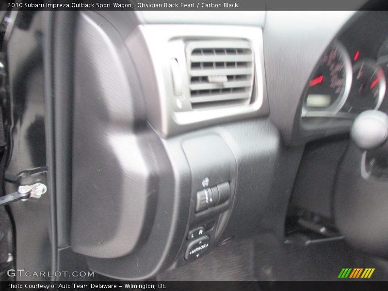 Obsidian Black Pearl / Carbon Black 2010 Subaru Impreza Outback Sport Wagon