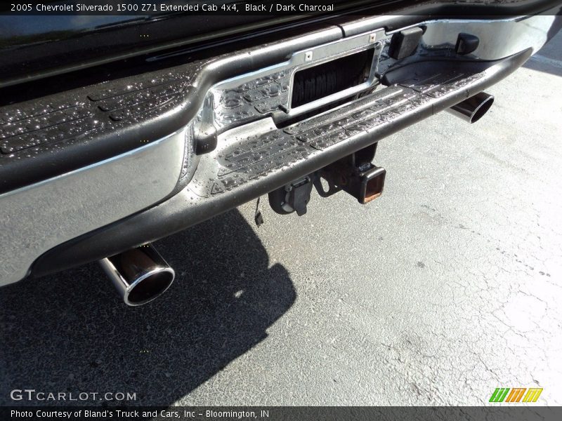 Black / Dark Charcoal 2005 Chevrolet Silverado 1500 Z71 Extended Cab 4x4