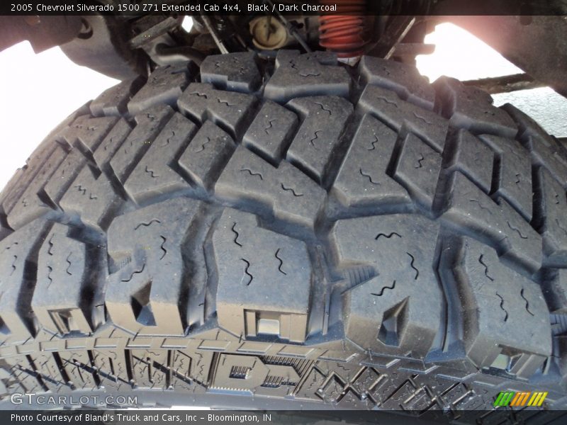 Black / Dark Charcoal 2005 Chevrolet Silverado 1500 Z71 Extended Cab 4x4
