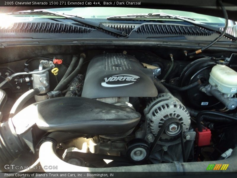 Black / Dark Charcoal 2005 Chevrolet Silverado 1500 Z71 Extended Cab 4x4