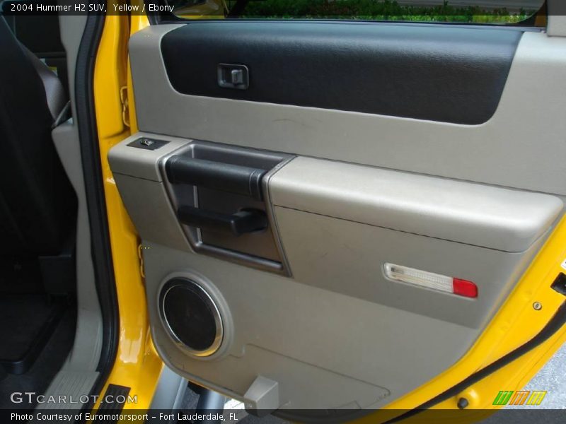 Yellow / Ebony 2004 Hummer H2 SUV