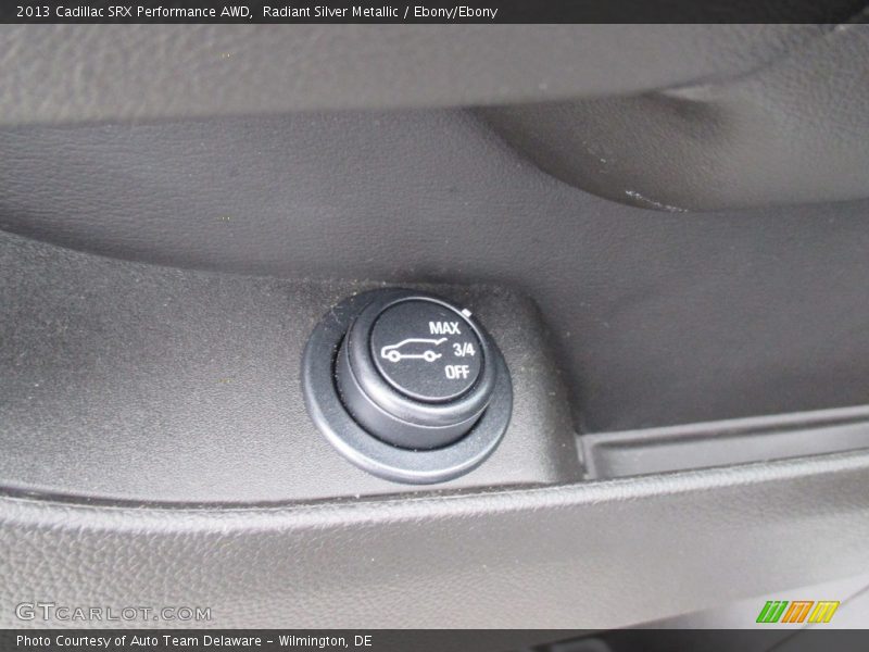 Radiant Silver Metallic / Ebony/Ebony 2013 Cadillac SRX Performance AWD