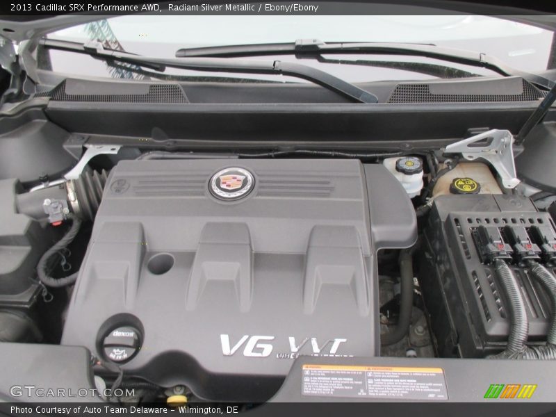 Radiant Silver Metallic / Ebony/Ebony 2013 Cadillac SRX Performance AWD