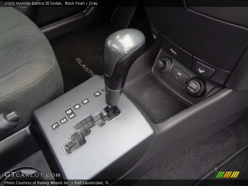 Black Pearl / Gray 2009 Hyundai Elantra SE Sedan