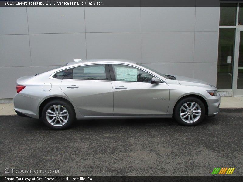 Silver Ice Metallic / Jet Black 2016 Chevrolet Malibu LT