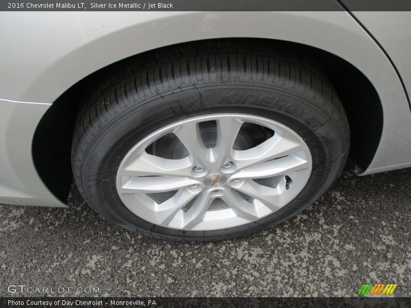Silver Ice Metallic / Jet Black 2016 Chevrolet Malibu LT