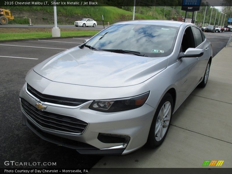 Silver Ice Metallic / Jet Black 2016 Chevrolet Malibu LT