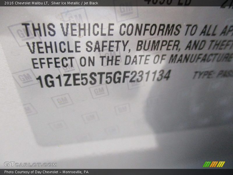 Silver Ice Metallic / Jet Black 2016 Chevrolet Malibu LT