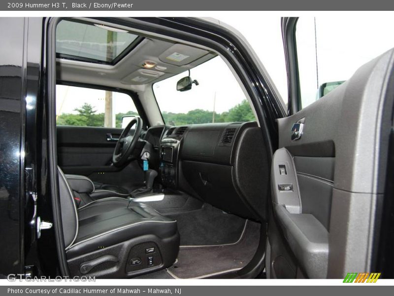 Black / Ebony/Pewter 2009 Hummer H3 T