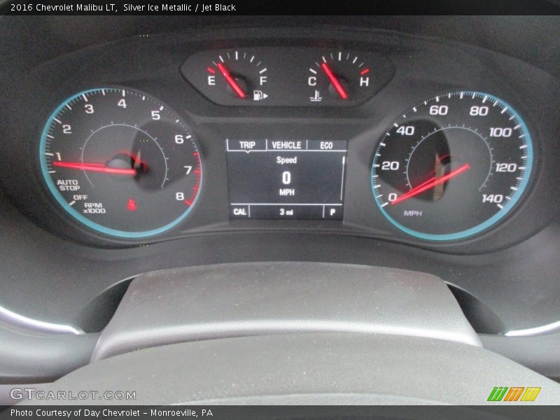 Silver Ice Metallic / Jet Black 2016 Chevrolet Malibu LT