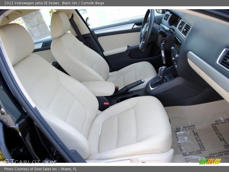 Black Uni / Cornsilk Beige 2013 Volkswagen Jetta SE Sedan