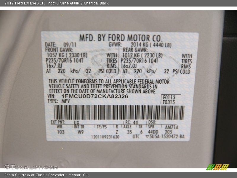 Ingot Silver Metallic / Charcoal Black 2012 Ford Escape XLT