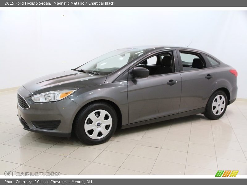 Magnetic Metallic / Charcoal Black 2015 Ford Focus S Sedan