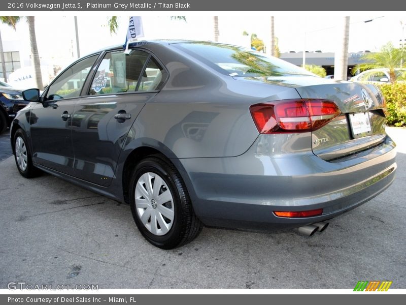 Platinum Grey Metallic / Titan Black 2016 Volkswagen Jetta S