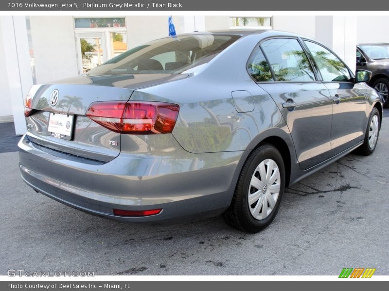 Platinum Grey Metallic / Titan Black 2016 Volkswagen Jetta S