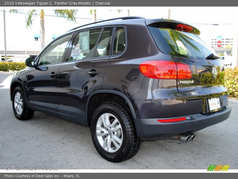 Panther Gray Metallic / Charcoal 2016 Volkswagen Tiguan S